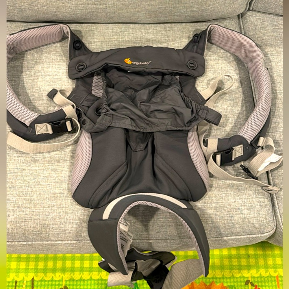 🌺Ergobaby 360 4 Position Carrier- Carbon Grey